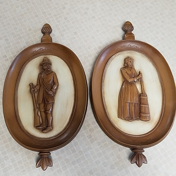 vintage wall plaques Other - Vintage Resin Pictures of Pioneers, set of 2